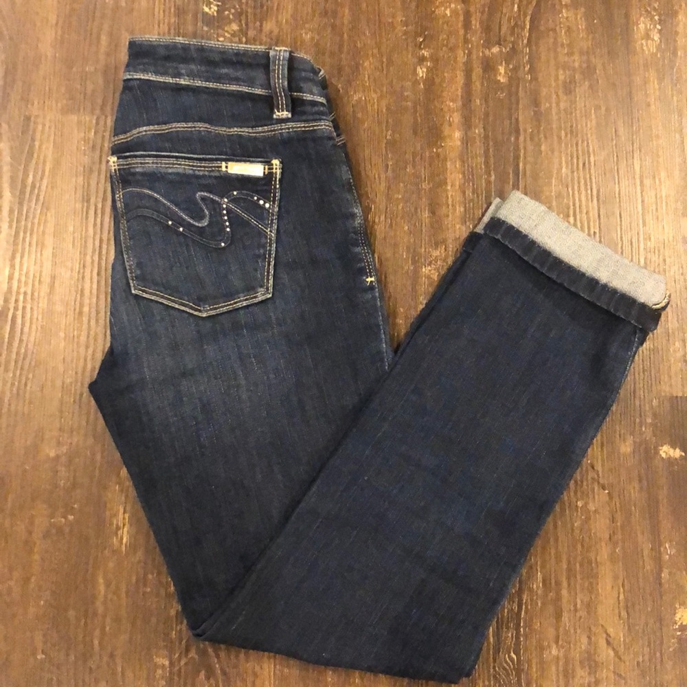 White House Black Market Jean Capris